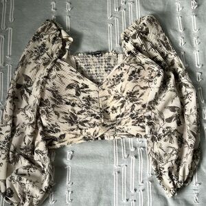 Express Long Sleeve sweetheart neckline long sleeve top